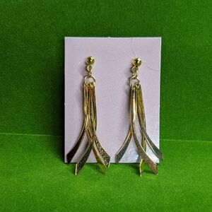 AVON Vintage Windchime Earrings, Goldtone, Pierced, NOS